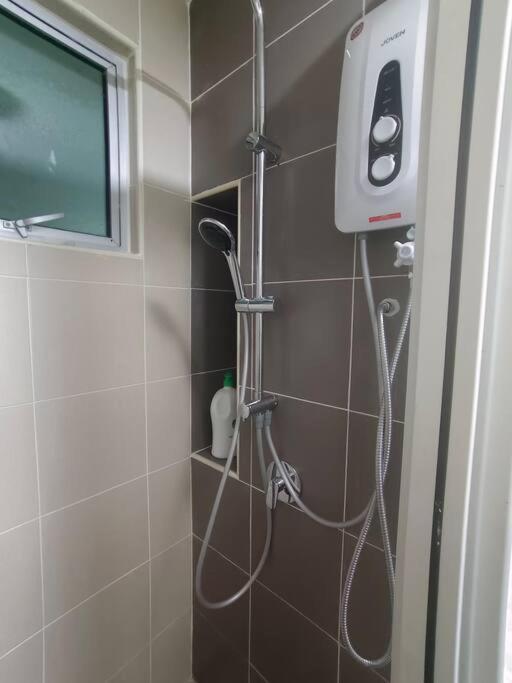Klcc View 3br 3bath At Rc By Rosaz * Kuala Lumpur